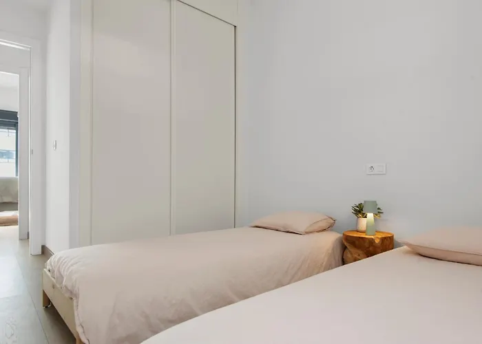 Garden View - Big Terrace إِستيبونا